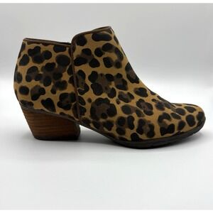 BLONDO‎ Villa Ankle Bootie Women's Size 7M Cheetah Waterproof Nubuck Boots NWOB